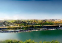 兰洲旅游景点众多，有哪些是游客不容错过的特色景点呢？