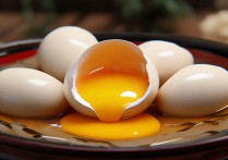 咸鸭蛋怎么腌制才出油好吃